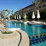 El Captain Resort